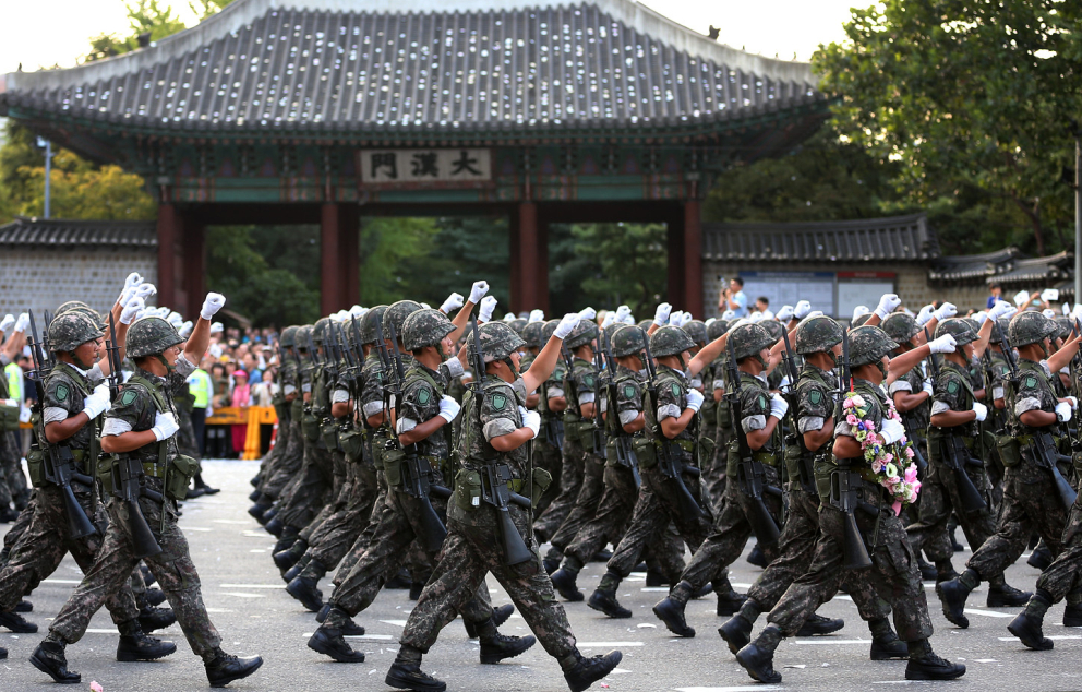 מצעד צבאי ברחובות סיאול, דרום קוריאה, 2013   מקור: פליקר (הרפובליקה של קוריאה)