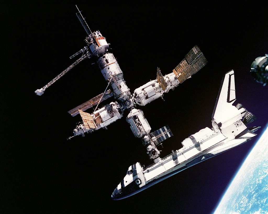 Atlantis docked to MIR