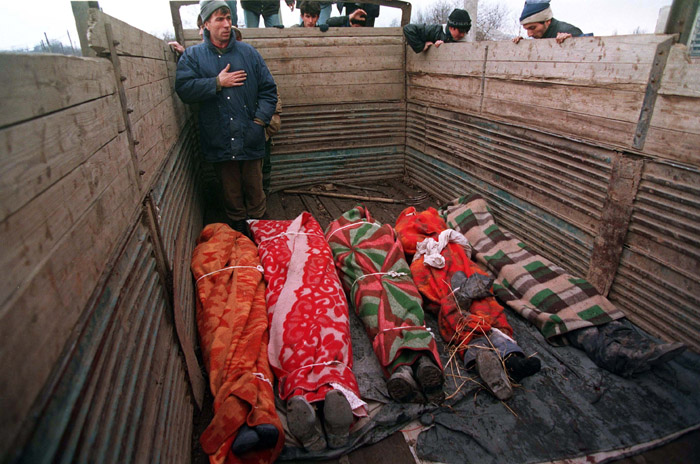 Dead Chechens transported on a Truck January 1995 Mikhail Evstafiev