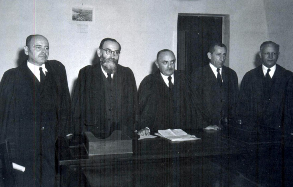 Picture of the first five Israeli Supreme Court Justices Cheshin Dunkelblum Zmora Assaf Olshan 1948 Lazar Diner