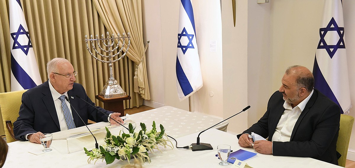 Reuven Rivlin with Mansour Abbas and United Arab List party representatives in the round of consultations at Beit HaNassi April 2021 Mark Neyman